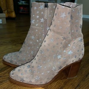 Steve Madden Star Booties